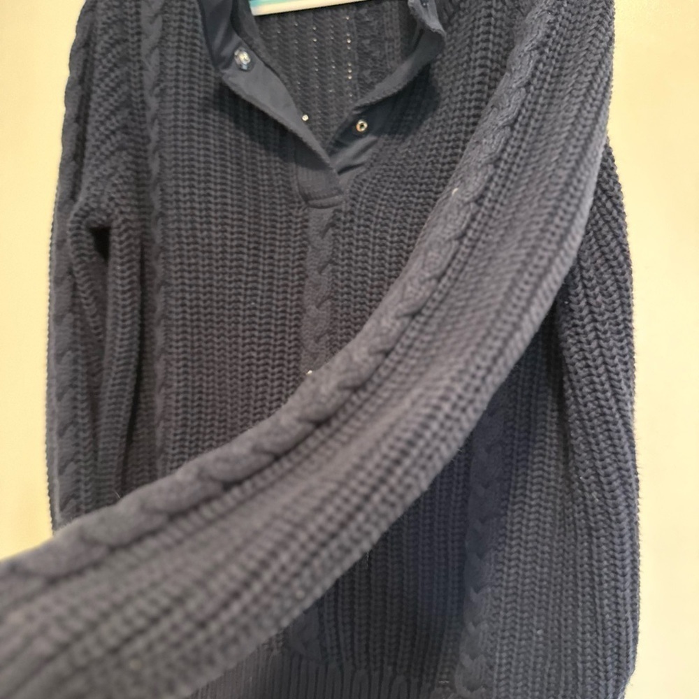LL Beans Mens XL Navy Blue 1/4 Button Cable Knit Heavyweight Sweater. - Picture 9 of 10